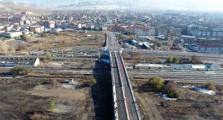 Büyükşehir´in dev yatırımı: Barış Pınarı Viyadüğü