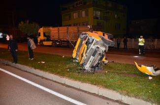 Terme´de trafik kazası: 1 yaralı