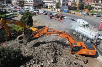 Toroslar´da yol genişletme çalışmaları sürüyor