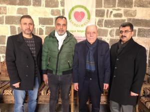 YARDIMELİ DERNEĞİNDEN DEPREM BÖLGELERİNE YARDIMELİ