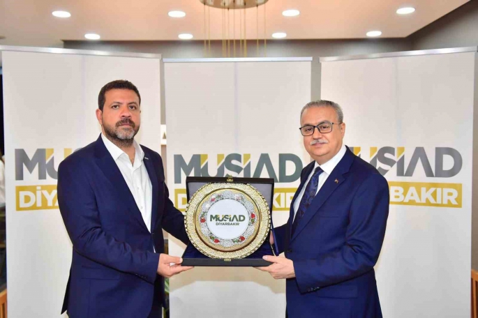 MÜSİAD’tan Vali Su’ya uğurlama töreni