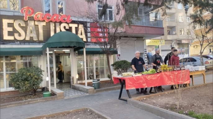Ramazan’da Lezzetin Buluşma Noktası: Meşhur Paçacı Esat Usta