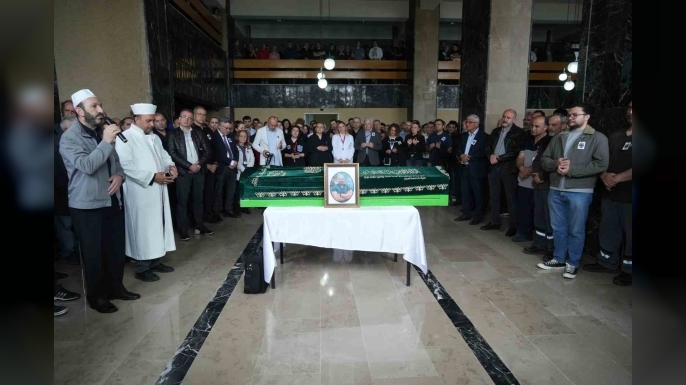 37 yaşında hayatını kaybeden beyin cerrahına gözyaşlarıyla veda