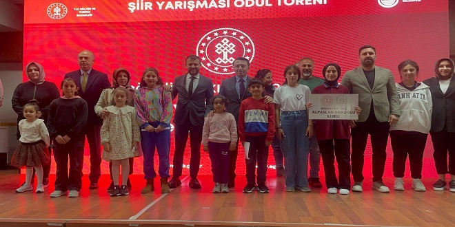 Eğil’de Şiir Yarışmasının Kazananları Ödüllendirildi