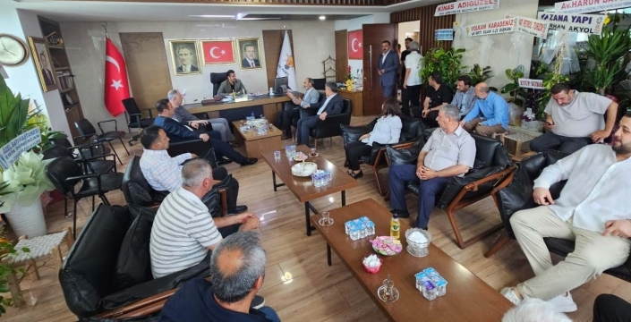Ak Parti Diyarbakır İl Başkanı Hamit Sümer'e hayırlı olsun ziyaretleri sürüyor