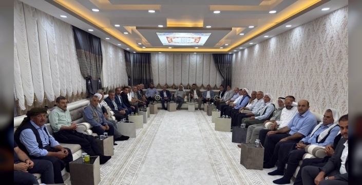 Başkan Hamit Sümer, Karacadağ Bölgesi Kanaat Önderi Şeyh Ahmet Karacadağ'ı Evinde Ziyaret Etti